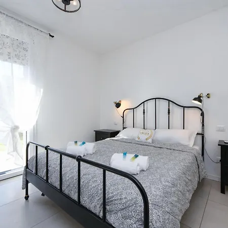 Apartment Katya Superior - Mgh A3-4 Desenzano del Garda